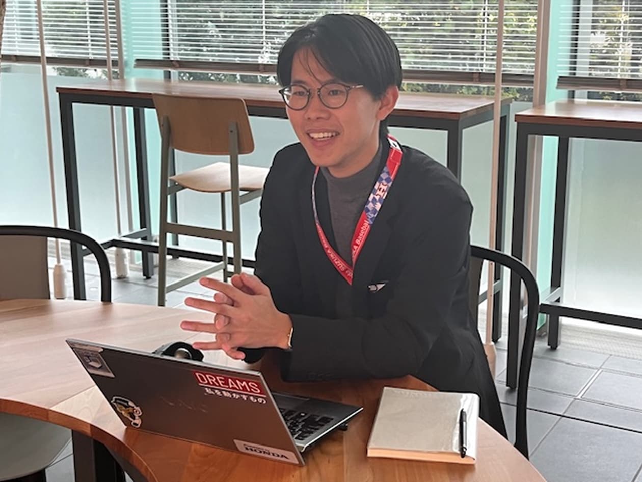 Honda�̃t�B���\�t�B�[�́u�l�ԑ��d�v�ł�