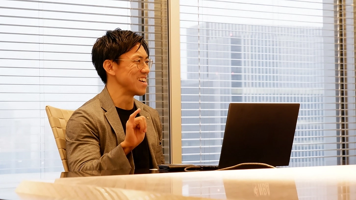 ����ɏΊ�ŉ񓚂����a�،��̒��삳��